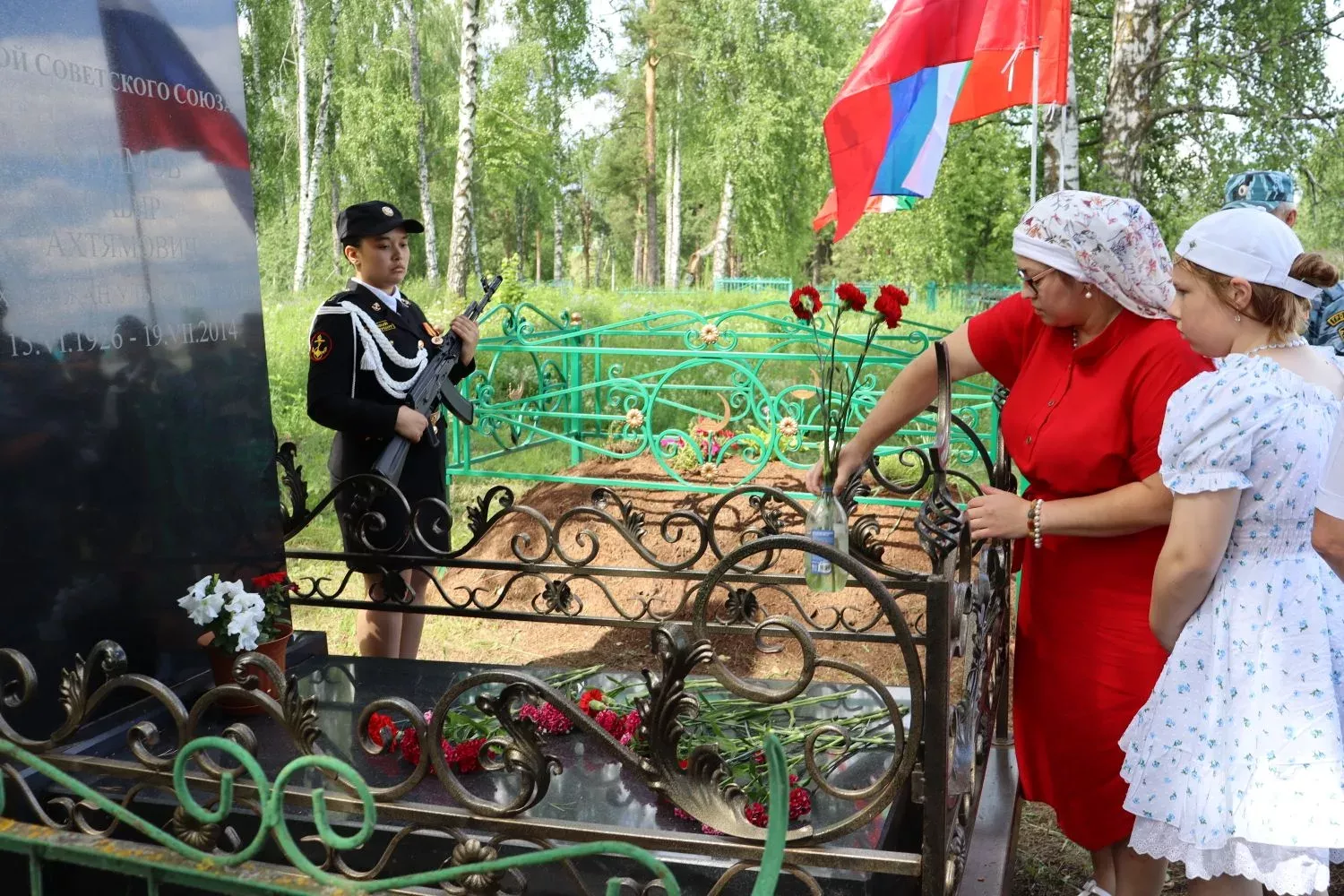 Манзарас урта мәктәбендә Герой Сабир Әхтәмов истәлегенә хәтер кичәсе узды