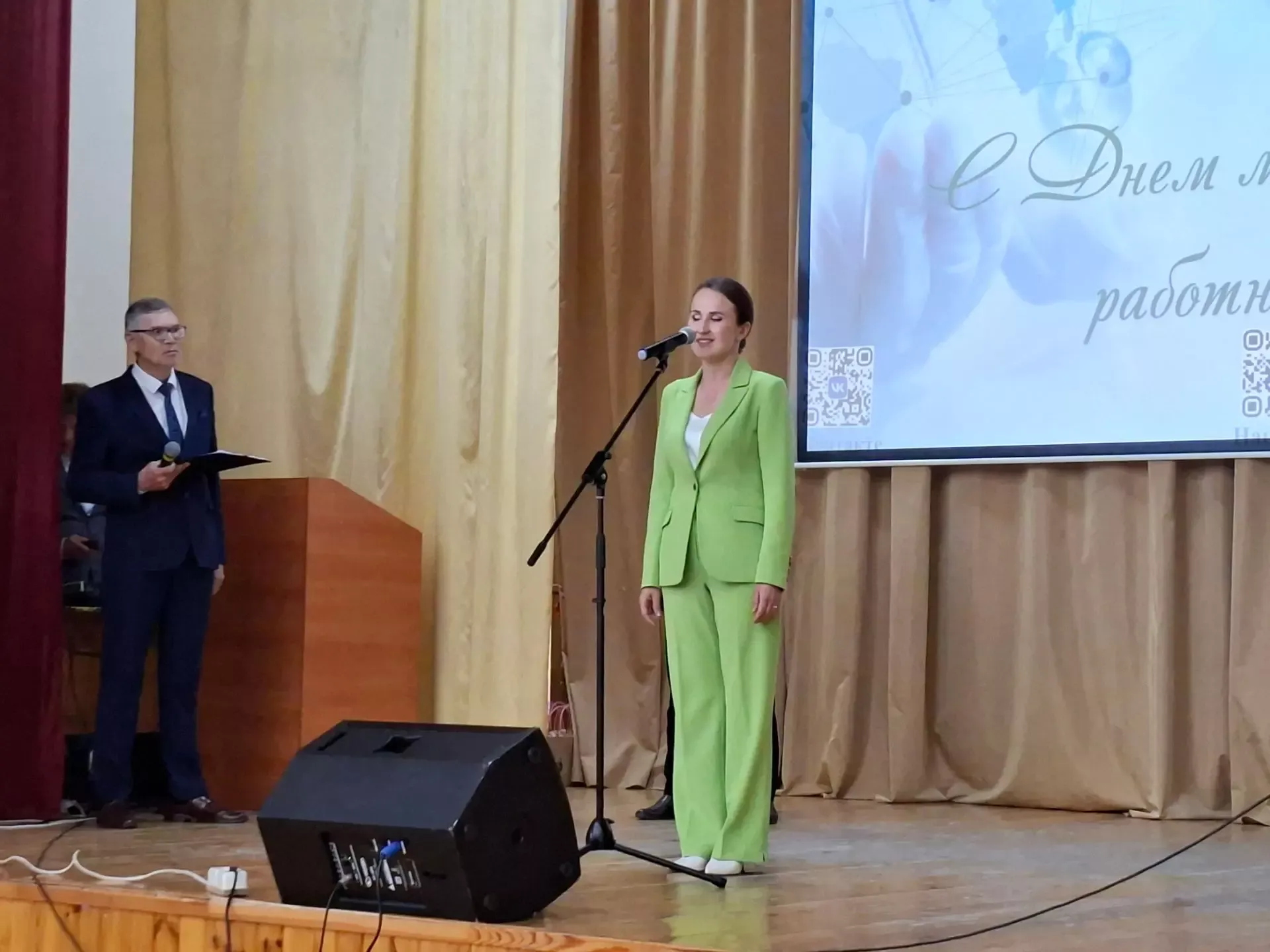 Спасибо за ваш бесценный труд: в Кукморском районе поздравили медицинских работников