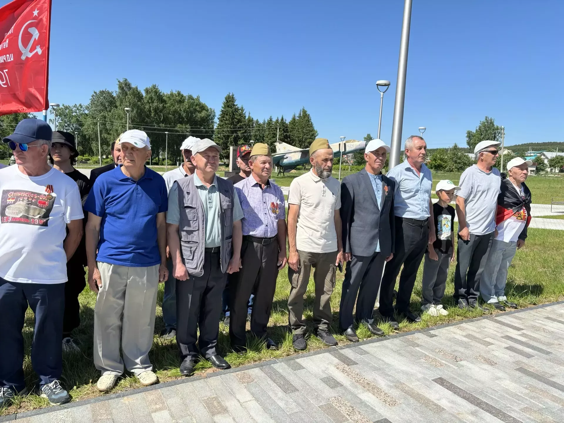 В Кукморе почтили память ветеранов Группы советских войск в Германии (фоторепортаж)