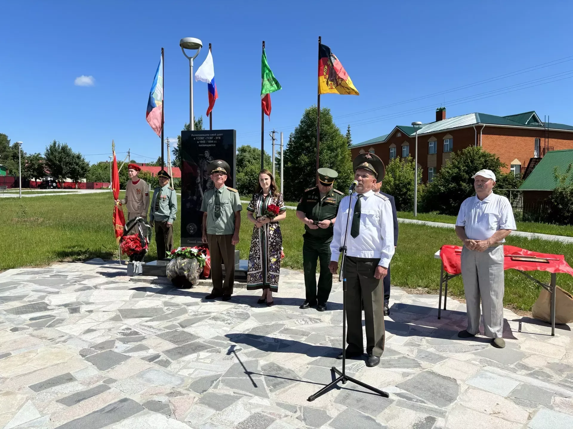 В Кукморе почтили память ветеранов Группы советских войск в Германии (фоторепортаж)