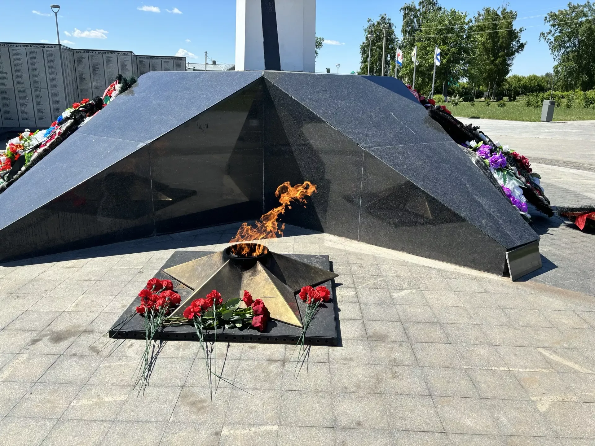 Кукмарада Германиядә хезмәт иткән ветераннар хөрмәтенә митинг узды