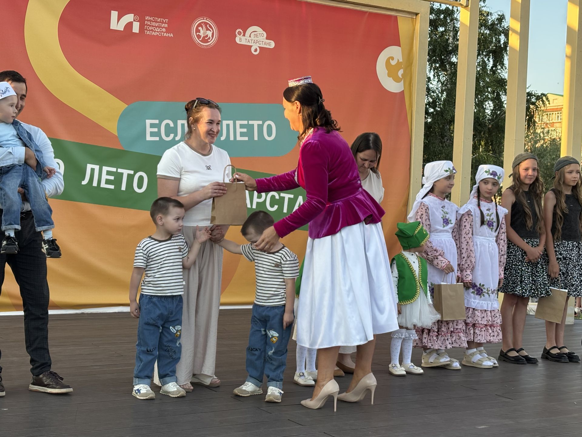Любовь и верность: в Кукморе прошёл семейный праздник (фоторепортаж)