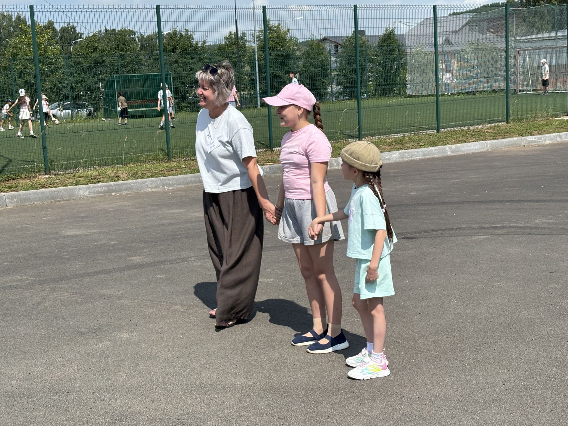 «Ура, авылга!»: Кукмара яшьләренең җәйге яллары күңелле үтә