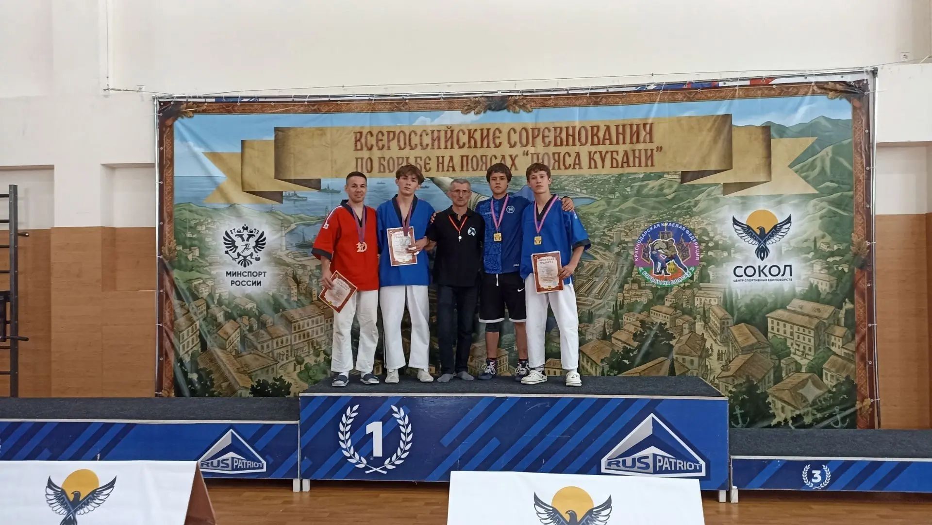 Кукморские спортсмены завоевали четыре медали на Всероссийских соревнованиях по борьбе на поясах