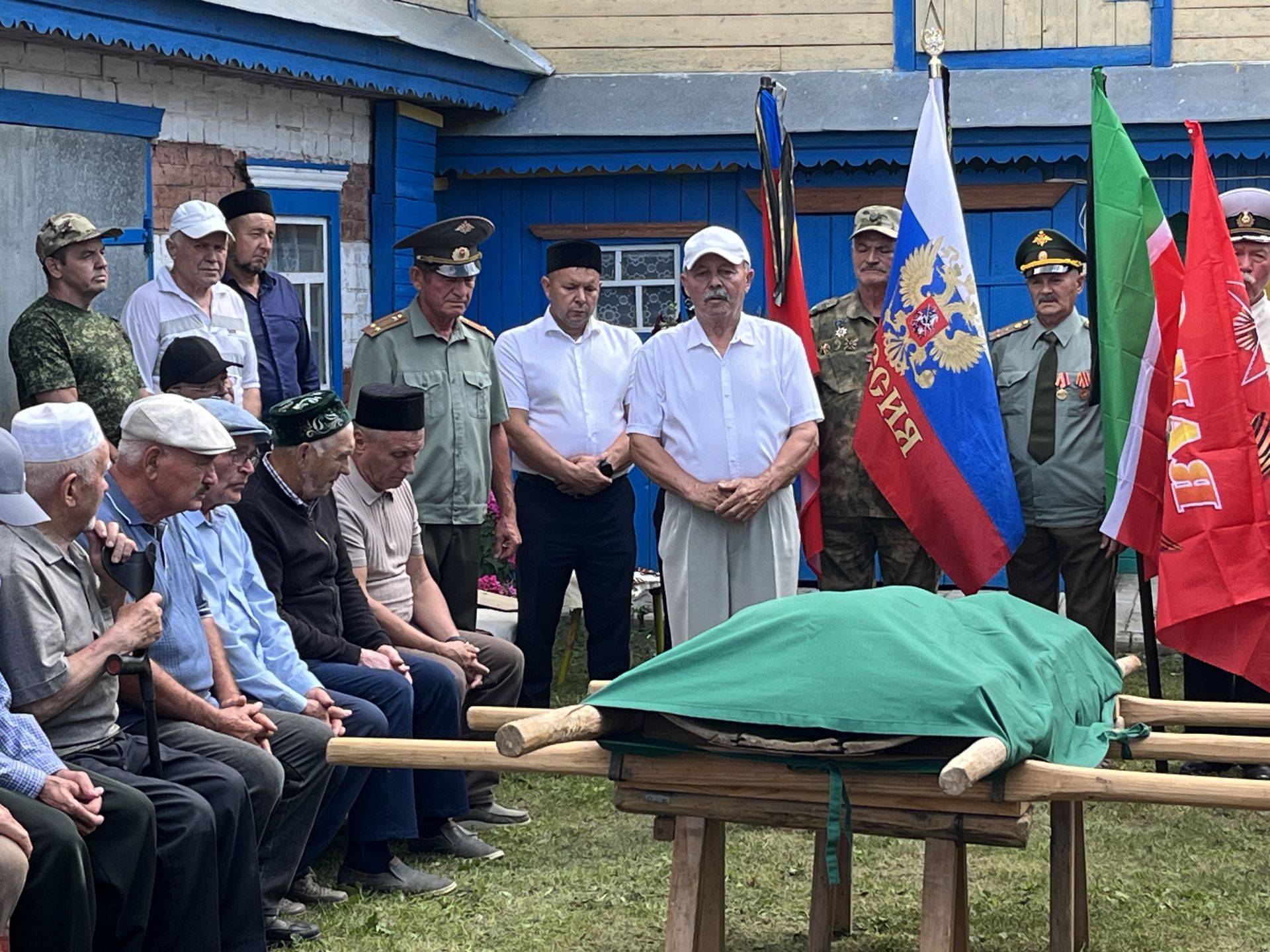 Кукмара үзенең соңгы сугыш ветераны белән хушлашты