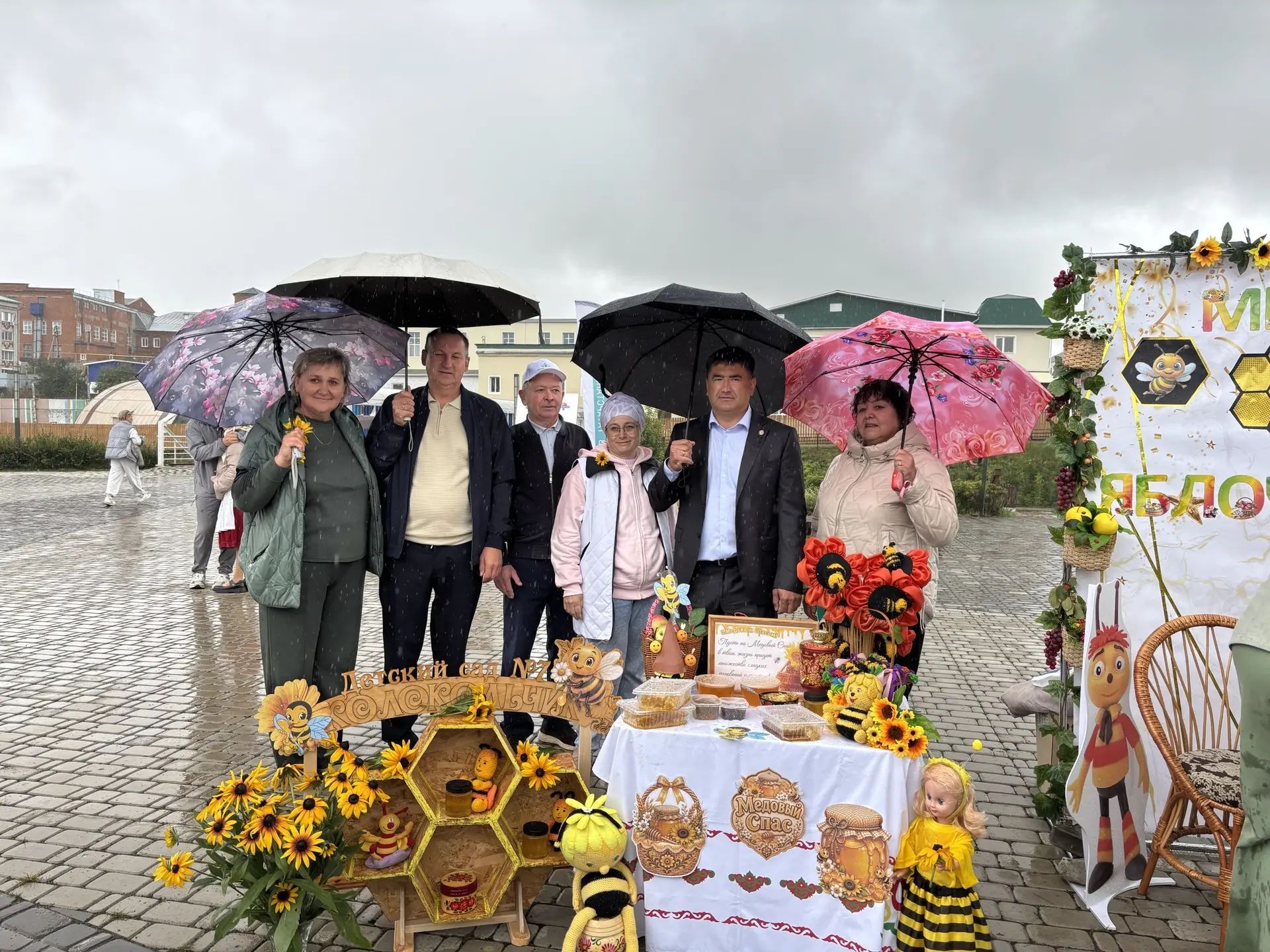 Кукмарада Бал һәм Алма спасы узды