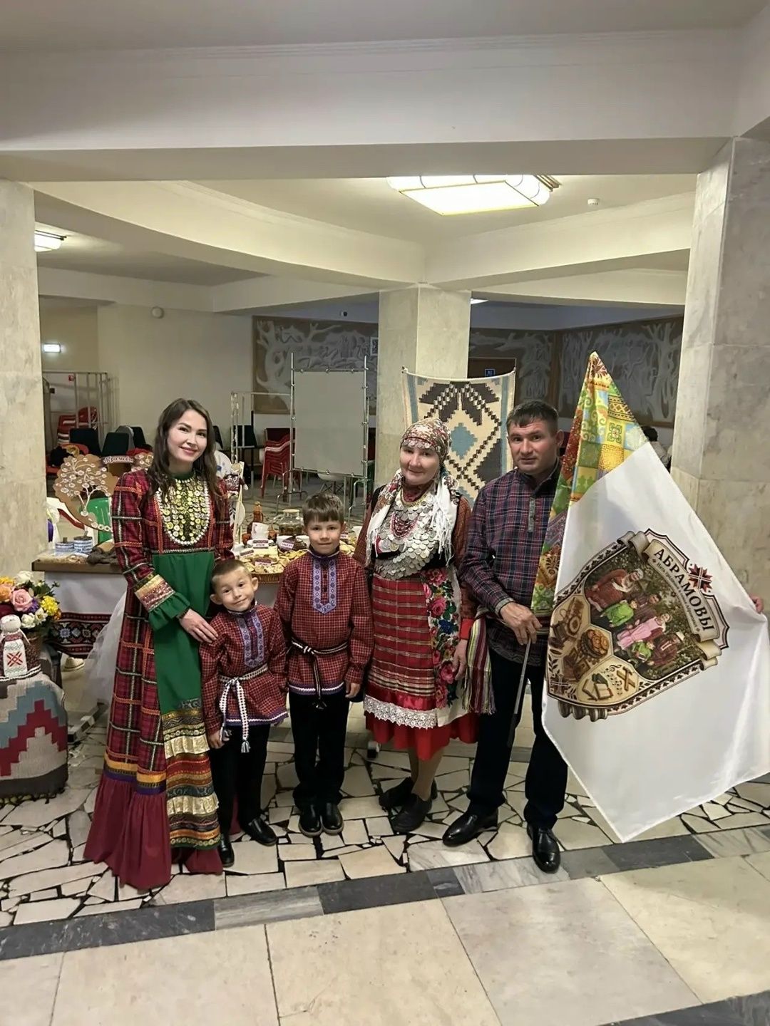 Абрамовлар гаиләсе республика бәйгесендә Кукмара данын яклады