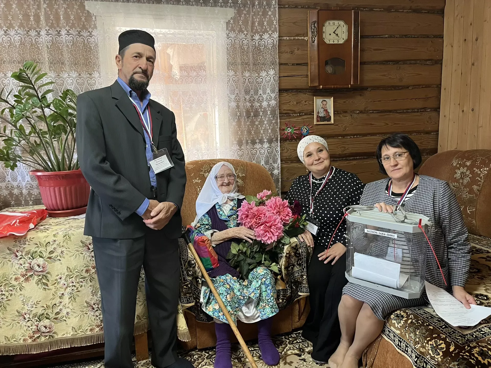 Кукмара районында яшәүче 102 яшьлек Фәһимә Зәйнәгыева сайлауда катнашты