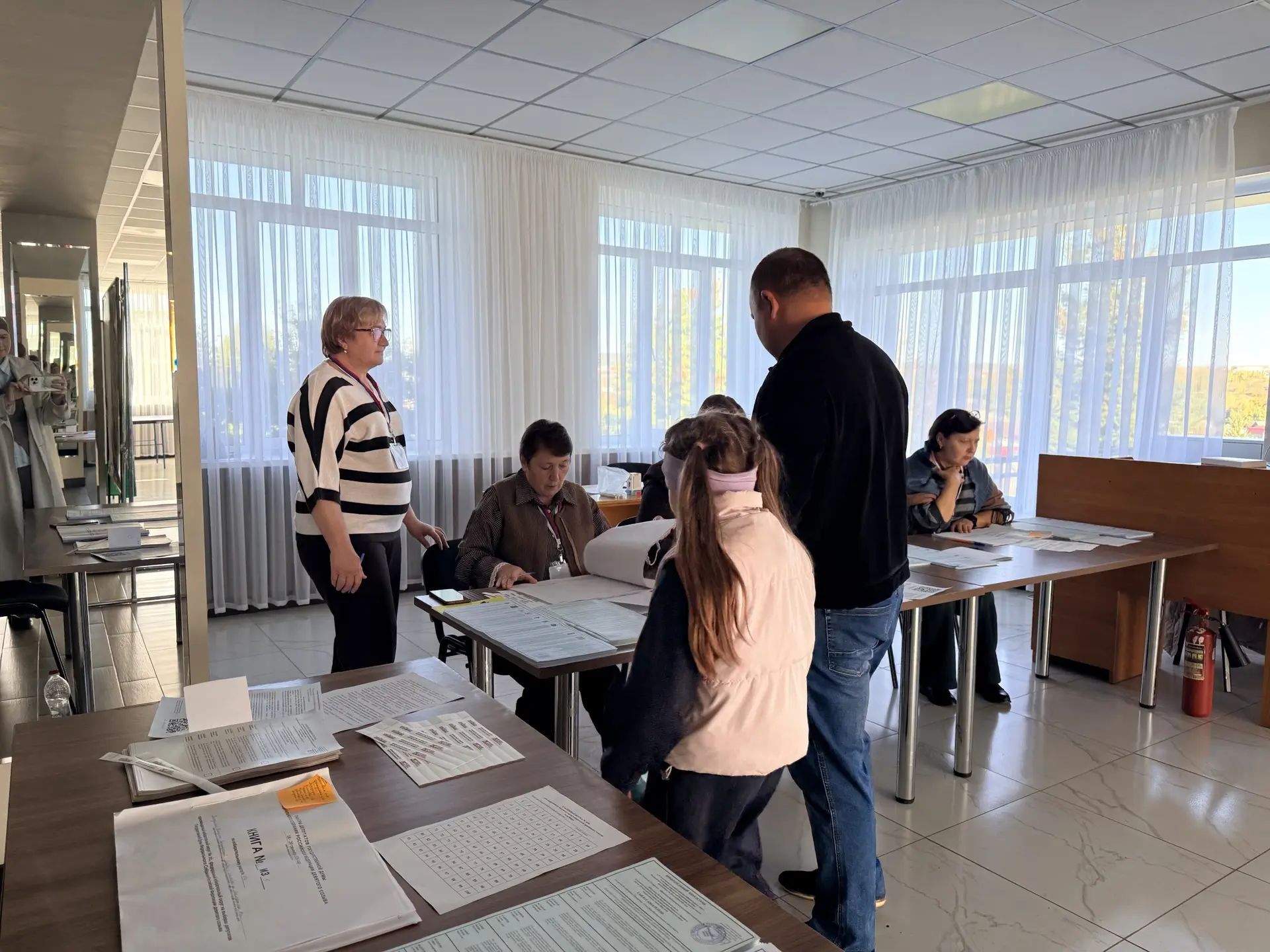 Явка без суеты: как проходит голосование на избирательном участке №1696 в Кукморском районе