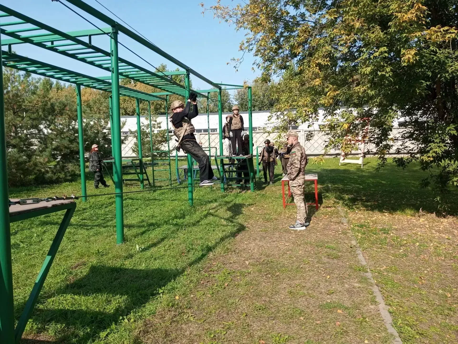 Бердәм команда — яхшы нәтиҗә: кукмаралылар «Алга, яшьармиячеләр!» уенында икенче урынны яулады