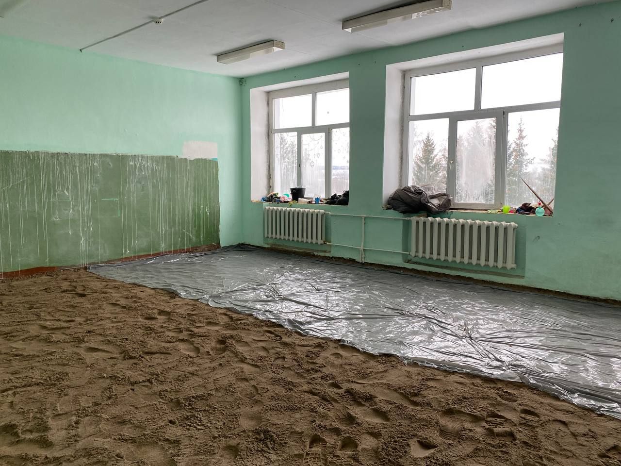 Сергей Димитриев Кукмара районындагы объектларда алып барылучы ремонт эшләренең барышы белән танышты