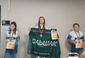 Кукмара спортчылары «Көзге спринт» йөзү турнирында медальләр яулады