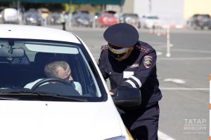 Когда татарстанцев могут временно лишить права на вождение: основные причины и категории
