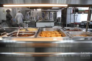 В Кукморе провели профилактический семинар для работников общепита