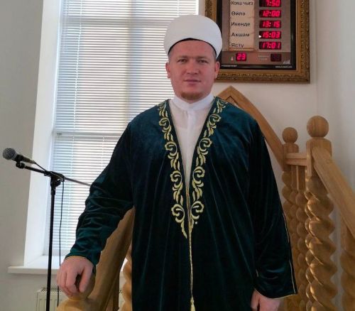 Рәдиф хәзрәт Тимергалиев мөселманнарны Ураза бәйрәме белән котлады