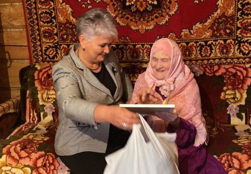 «Из таких людей можно делать гвозди»: 90-летняя Салима Ахметзянова из Кукморского района — пример несгибаемой силы духа