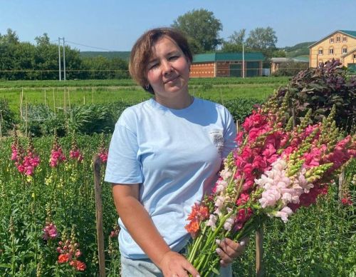 Альбина Шарипова из Кукморского района: «Цветы — это моя энергия, мои маленькие дети»