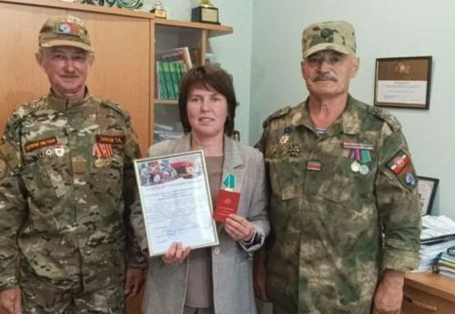 Генеральный директор Кукморского валяльно-войлочного комбината награждена за поддержку военнослужащих