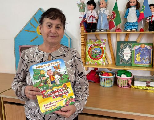 Тәрбияче булу — йөрәк эше: Кукмарадан Илзирә Корбанова 40 елга якын гомерен сабыйларга багышлый