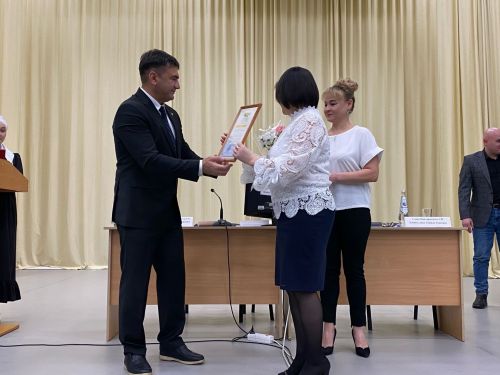 Манзарас җирлегендә хисап җыелышы узды
