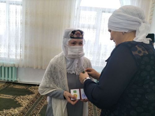 Өркеш авылыннан Фәния һәм Рәшит Җәләлиевлар 50 ел бергә гомер итүләрен билгеләп үттеләр
