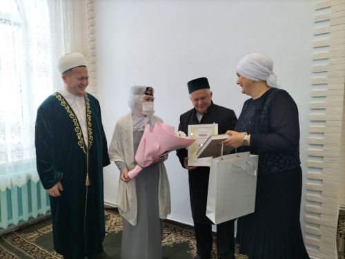 Өркеш авылыннан Фәния һәм Рәшит Җәләлиевлар 50 ел бергә гомер итүләрен билгеләп үттеләр
