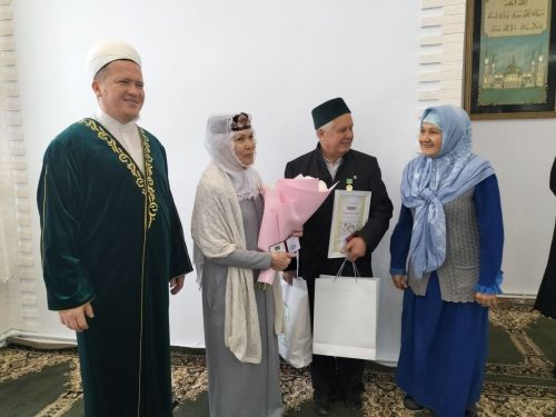 Өркеш авылыннан Фәния һәм Рәшит Җәләлиевлар 50 ел бергә гомер итүләрен билгеләп үттеләр