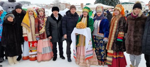 Ленар Хәкимҗанов: Кукмарада киез итек җитештерү сәнгать осталыгына да барып тоташа