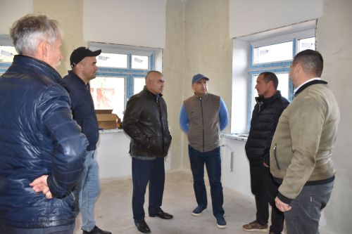 Кукмара районы башлыгы Сергей Димитриев төзелеш-ремонт участокларын карады