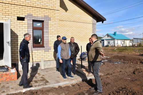 Кукмара районы башлыгы Сергей Димитриев төзелеш-ремонт участокларын карады