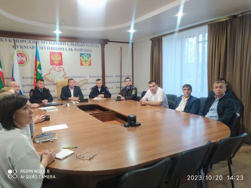 Кукмарада юл хәрәкәте иминлеген тәэмин итү буенча республика комиссиясенең утырышы узды