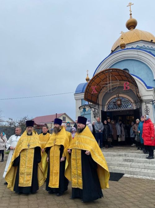 В Кукмор привезли башмачок святителя Спиридона и копию чудотворной иконы Божией Матери Скоропослушницы