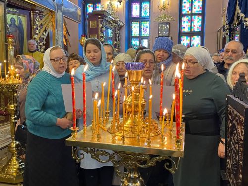 В Кукмор привезли башмачок святителя Спиридона и копию чудотворной иконы Божией Матери Скоропослушницы