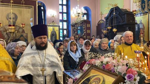 В Кукмор привезли башмачок святителя Спиридона и копию чудотворной иконы Божией Матери Скоропослушницы