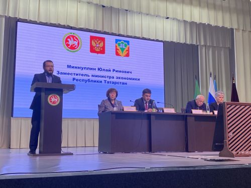 В Кукморском районе состоялось заседание, посвященное итогам социально-экономического развития за прошлый год