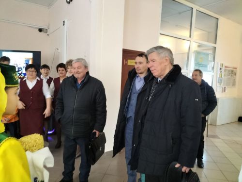 Олыязда республикакүләм «Хикмәтле дә, бизәкле дә туган тел» дип аталган конференция үткәрелде
