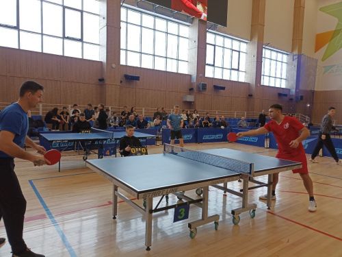Кукмараның “Барс Арена” спорткомплексы теннисчыларны үзенә җыйды