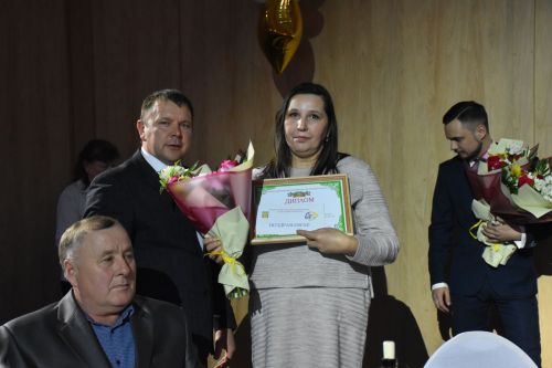 Кукмарада хезмәт алдынгыларын хөрмәтләделәр