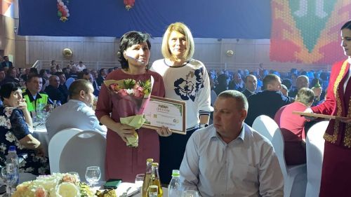 Кукмарада хезмәт алдынгыларын хөрмәтләделәр