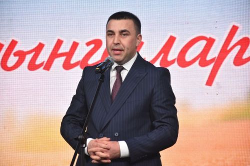 Кукмарада хезмәт алдынгыларын хөрмәтләделәр