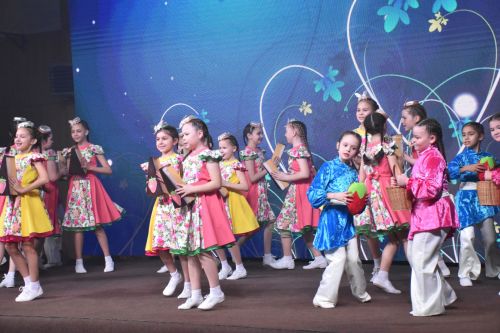 Кукмарада хезмәт алдынгыларын хөрмәтләделәр