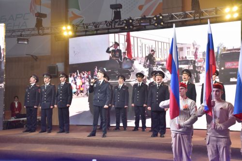 Кукмарада хезмәт алдынгыларын хөрмәтләделәр