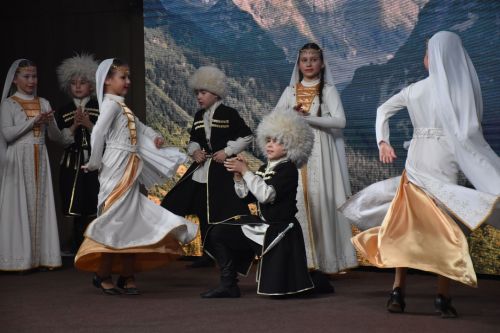 Кукмарада хезмәт алдынгыларын хөрмәтләделәр