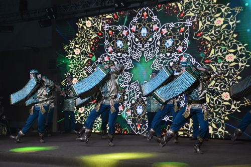 Кукмарада хезмәт алдынгыларын хөрмәтләделәр