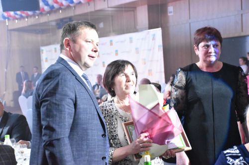 Кукмарада хезмәт алдынгыларын хөрмәтләделәр