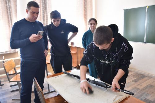 Кукморские школьники сразились в «Зарницу»