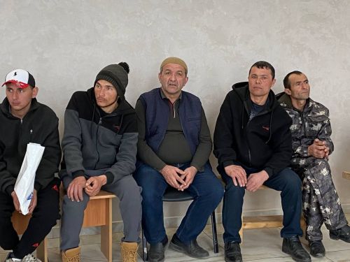 Живущие в Кукморском районе граждане Узбекистана приняли участие в голосовании по изменению Конституции