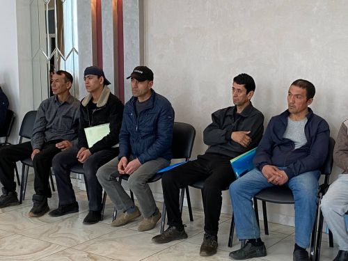 Живущие в Кукморском районе граждане Узбекистана приняли участие в голосовании по изменению Конституции