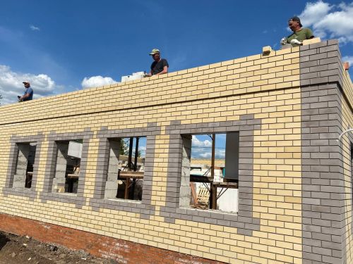 Сергей Димитриев Кукмара районындагы объектларда алып барылучы ремонт эшләренең барышы белән танышты