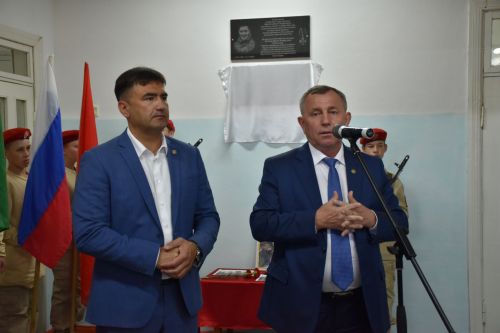Түбән Үрәс мәктәбендә махсус хәрби операциядә һәлак булган Николай Пичугинга истәлек тактасы урнаштырылды
